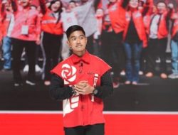 Relawan Jokowi dan PSI Bersatu Lawan Korupsi: “PSI Partai yang Paling Bersih”