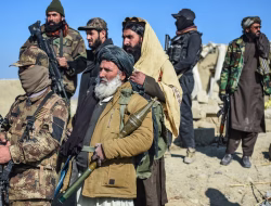 Taliban tutup LSM diduga karena pemakaian jilbab