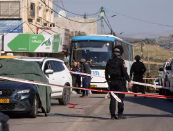Sedikitnya 3 orang tewas tertembak di dalam bus yang mengangkut warga Israel di Tepi Barat