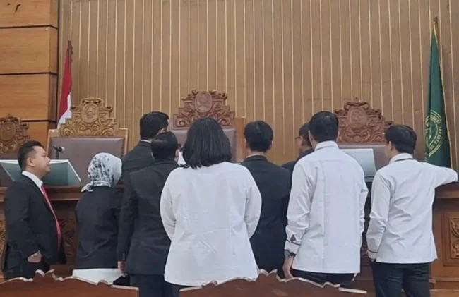 Sidang Praperadilan Hasto Kristyanto Diwarnai Tensi Tinggi 1 Sidang