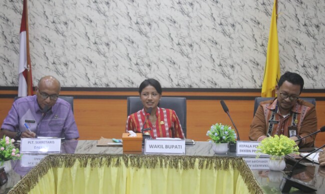 wakil-bupati-kupang-dorong-optimalisasi-program-kependudukan