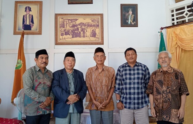 haji-taufiq-pengaruh-kesultanan-bacan-meliputi-kepulauan-bacan-kasiruta-mandioli-seram-dan-kepulauan-raja-ampat