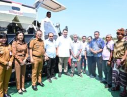 Bupati Kupang Serahkan Bantuan Alsintan dari Kementerian Pertanian untuk Dorong Swasembada Pangan