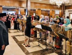 Angklung Menggema di Islamabad! WNI Sambut Prabowo dengan Cinta Tanah Air