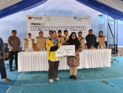 98 Resolution Network Dampingi PT Krakatau Chandra Energi Salurkan Bantuan Sembako kepada Driver Ojol dan Warga