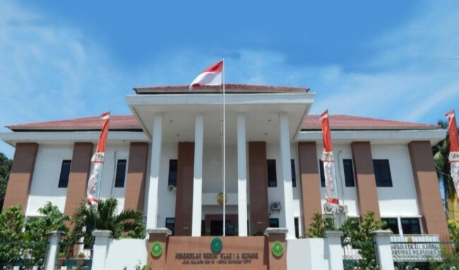 rp5-miliar-menguap-nama-eks-kepala-cabang-mencuat-di-sidang-tipikor-bank-ntt