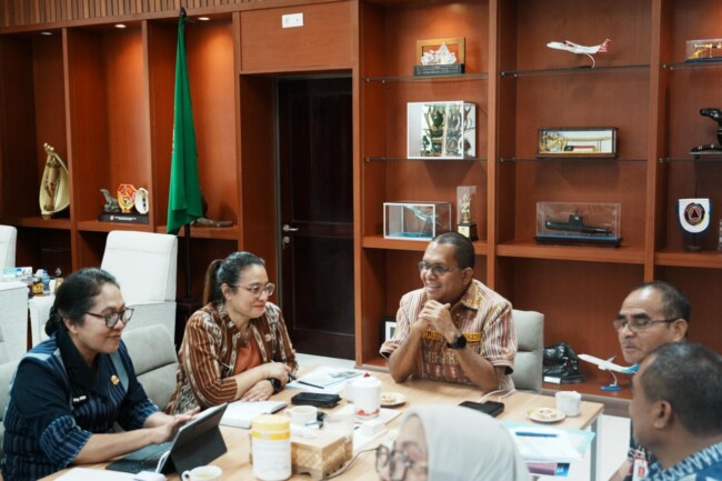 di-balik-ancaman-dirumahkan-ribuan-pppk-ntt-khawatir-masa-depan-keluarga-dan-layanan-publik-terancam