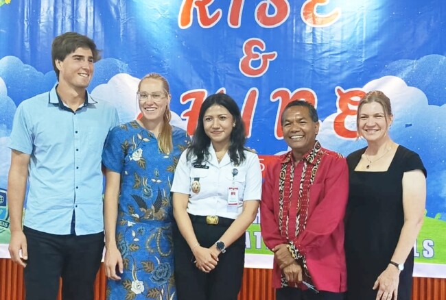 aurum-titu-eki-kobarkan-semangat-paskah-bangkit-bersinar-dan-taklukkan-masa-depan