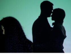 Dugaan Perselingkuhan Picu Emosi Warga, Kades di TTS Dikeroyok