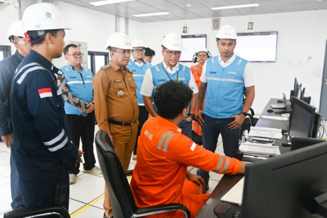 tinjau-pltmg-kupang-i-bupati-kupang-dorong-proyek-pltmg-ii-demi-listrik-merata