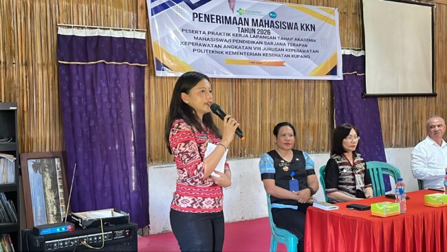 wabup-kupang-sambut-93-mahasiswa-kkn-poltekkes-kemenkes-di-noelbaki