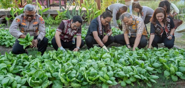 undana-dan-polres-kupang-bangun-kolaborasi-ketahanan-pangan-kampus-jadikan-eco-wisata-tantya-sudhirajati-sebagai-laboratorium-lapangan