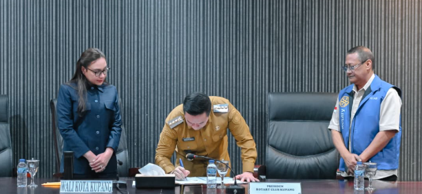 pemkot-kupang-gandeng-rotary-club-bangun-kolaborasi-kemanusiaan-di-tengah-tekanan-efisiensi-anggaran
