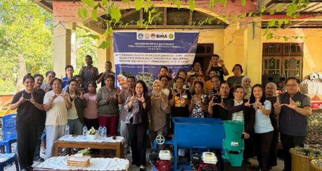 ekonomi-dan-pemasaran-digital-tak-sekadar-budidaya-ikan-undana-buka-jalan-pokdakan-mutiara-masuk-pasar-digital