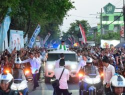 Muktamar ke-35 NU di Jombang, Kedatangan Prabowo Diwarnai Jabat Tangan dengan Warga