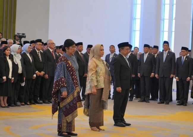 dewan-gubernur-bi-lengkap-destry-damayanti-hadapi-tantangan-menjaga-stabilitas-dan-pertumbuhan-ekonomi