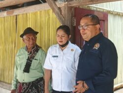 Saat Ruang Kelas Memanas, Carla dan Siswa SMAN 2 Sulamu Berjuang Menjaga Konsentrasi
